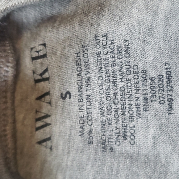 Awake Sunflower Shirt Stay Wild - Picture 4 of 4